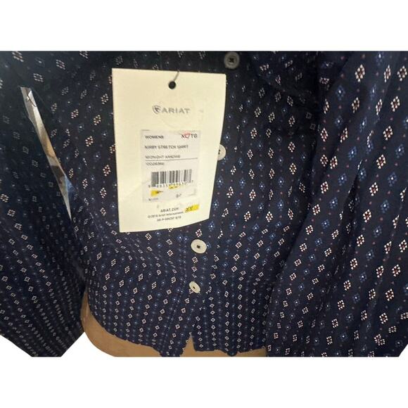 Ariat Real Fitted Women’s XL Blue Long Sleeve Button Down Blouse - Picture 6 of 6